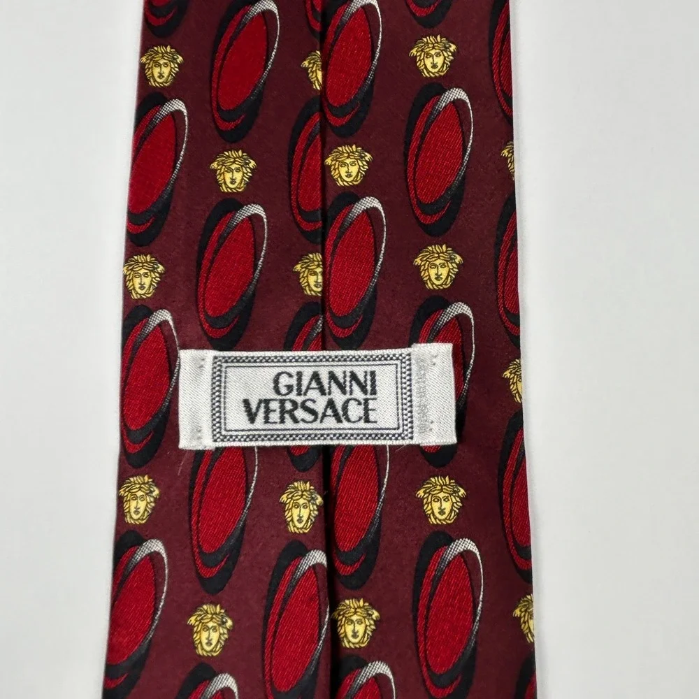 Versace vintage gianni